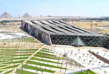 الحكومة تبحث البرنامج المقترح لافتتاح المتحف المصري الكبير 