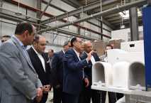 تجارية الجيزة: زيارة رئيس الوزراء لمصانع العاشر اليوم يؤكد الرغبة الجادة فى دعم الصناعة المصرية 