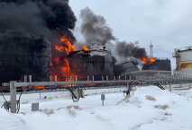 تعطل 14% من قدرات تكرير النفط الروسية بفعل الضربات الأوكرانية 