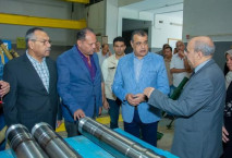 وزير الإنتاج الحربي يتفقد شركة حلوان للآلات والمعدات 
