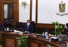 رئيس الوزراء: نستعد لاطلاق استراتيجية صناعة السيارات وتوطينها في مصر