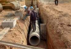 وزارة الإسكان تتعهد بإنهاء عمليات تطوير وتغطية القرى بشبكات الصرف الصحي خلال عشر سنوات