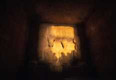 تقرير.. انطلاق احتفالات تعامد الشمس على وجه "رمسيس الثاني" في معبد أبو سمبل