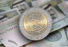 البنوك المصرية تعلن عن ضوابط بيع الريال السعودي مع اقتراب "عمرة رمضان"