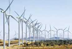 رئيس الوزراء يشهد توقيع اتفاقية الإغلاق المالي لمشروع إنشاء مزرعة الرياح برأس غارب بـ 680 مليون دولار