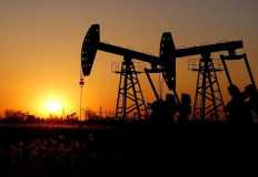 ارتفاع طفيف في أسعار النفط وسط ترقب لنتائج جولة بلينكن بالمنطقة