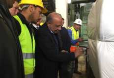وزير الأعمال يتفقد مصنع حرير كفر الدوار بعد 50 يوما من إعادة تشغيله