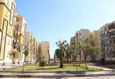 الإسكان تتابع العمل في وحدات سكن لكل المصريين في 6 مدن جديدة