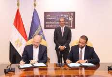 اتفاقية تجارية بين المصرية للاتصالات وإكسا إنفراستركتشر لتعزيز البيانات الدولية عبر نظام WeConnect