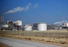 تراجع حجم النشاط الصناعي بالسعودية نتيجة لخفض انتاج النفط