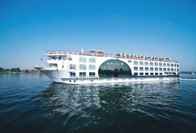النقل و السياحة يبحثان تذليل الصعوبات التي تواجه السياحة النيلية