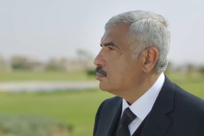 هشام طلعت مصطفى : إنشاء مشروع سياحي ضخم بمرسي علم لفنادق أقل من خمس نجوم 