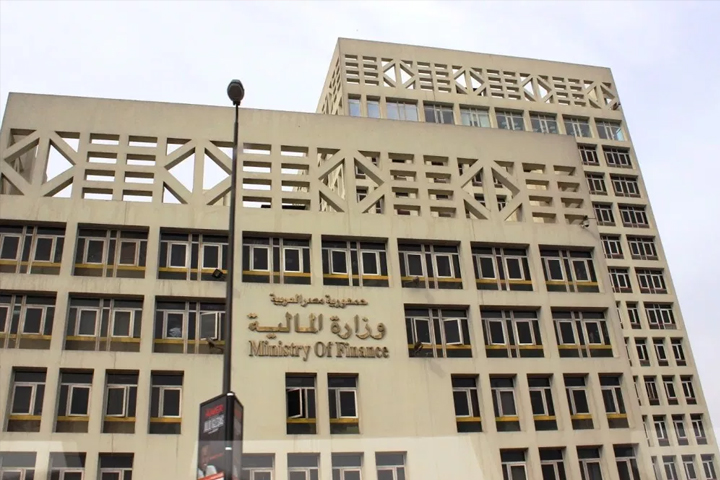 المالية تعلن عن حزمة حوافز جديدة للمصانع الملتزمة بقواعد " السماح المؤقت"