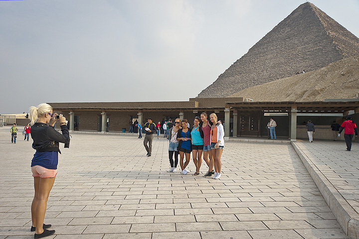 بعد إشادة "تايم" بالبحر الأحمر.. خبير: مصر فتحت أسواقا سياحية جديدة