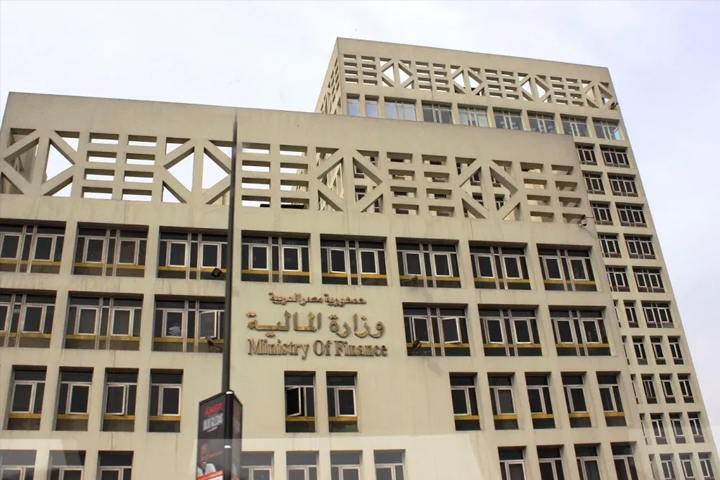  "المالية" تطرح أذون خزانة بقيمة 18.7 مليار جنيه