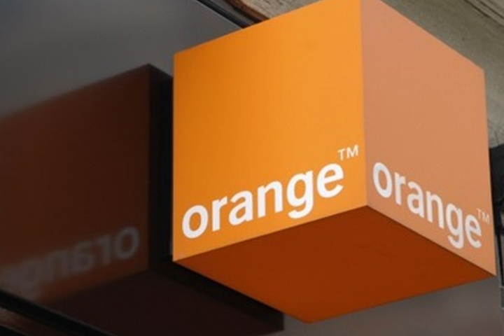 توقيع مذكرة تفاهم بين "اورنچ مصر" و"إدارة القرى الذكية"