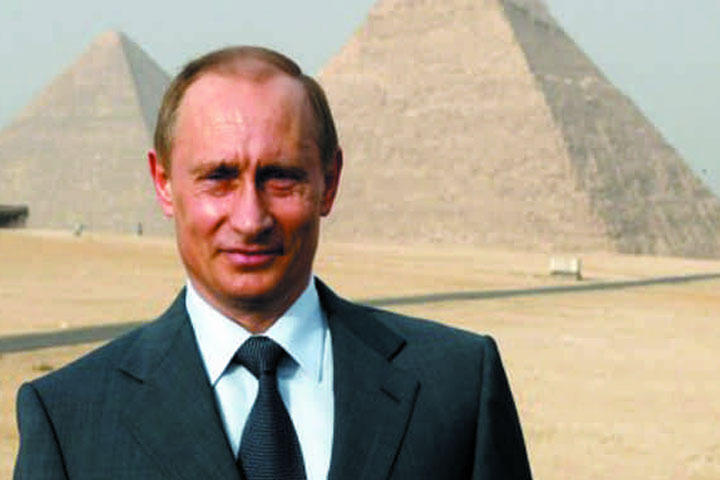 "سياحة البرلمان": بوتين يوافق على عودة السياحة لمصر