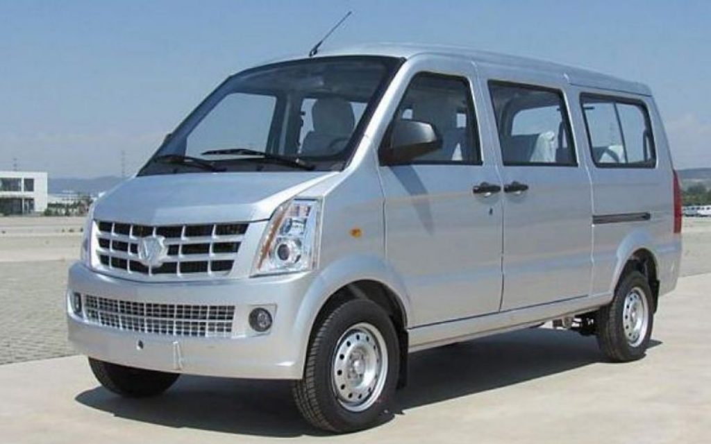 شركات صينية تتعاون مع وكلاءها لتجميع الميكروباصات محليا للاستفادة من مبادرة احلال المركبات