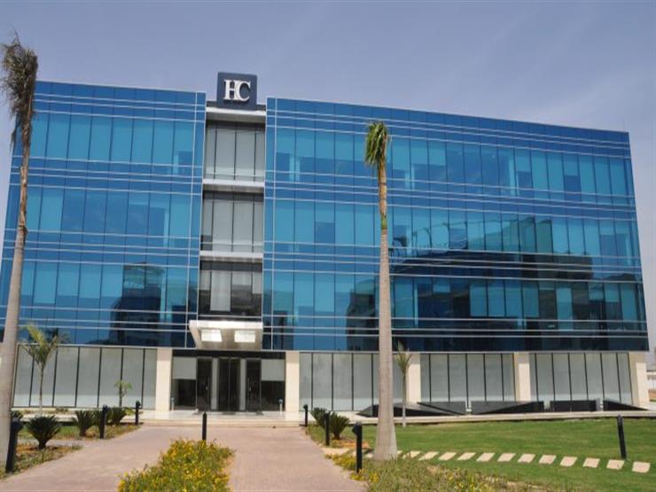 توقعات بانخفاض تحويلات المصريين في الخارج بنسبة 7٪