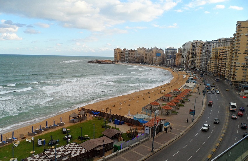 الحكومة تبحث استغلال مبنى قصر القطن بالإسكندرية كاستثمار فندقي وإداري وتجاري