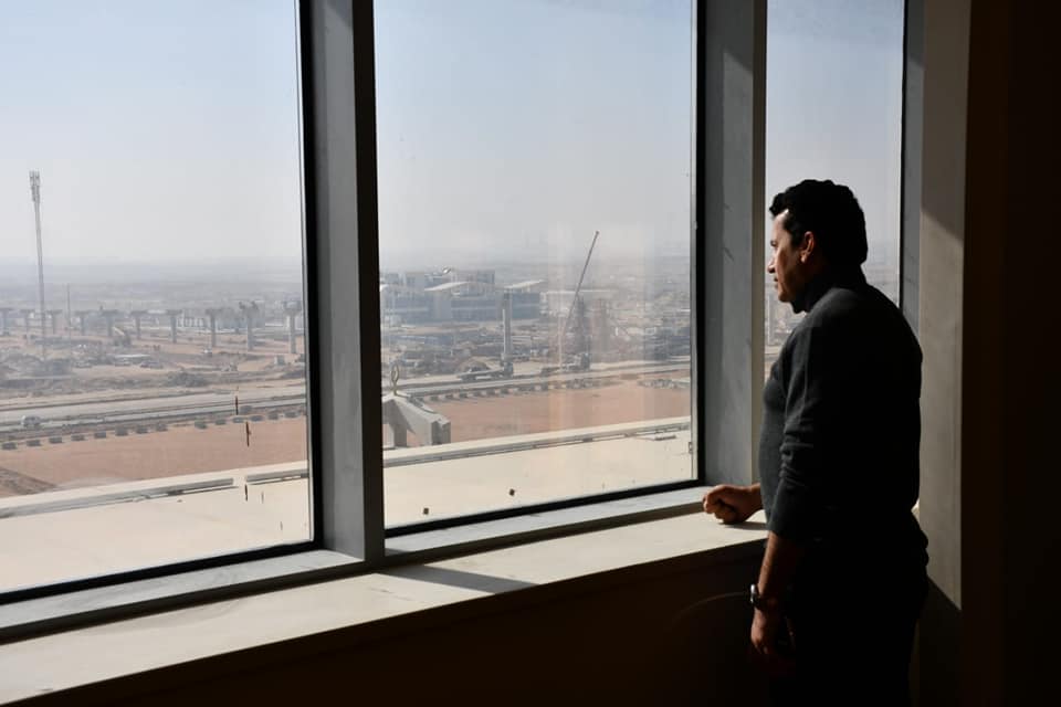 وزير الشباب والرياضة يتابع تجهيزات مقر الوزارة الجديد بالعاصمة الإدارية