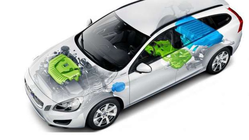 مستوردو السيارات "الهايبرد" المستعملة يلتقون وزيرة التجارة والصناعة لبحث قرار منع الاستيراد