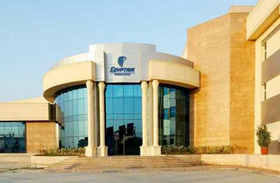 مصر للطيران تشارك في معرض سوق السفر العربي