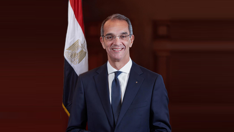 اول تعقيب لوزير الاتصالات حول حصول مصر على جائزة اسرع انترنت ارضى بافريقيا