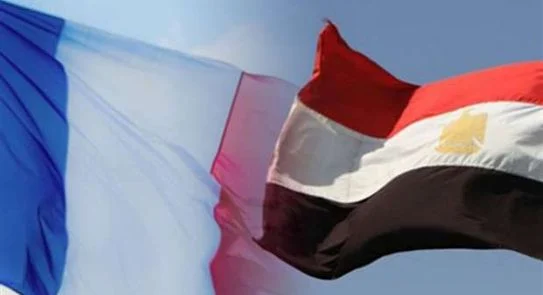 مصر وفرنسا تبحثان تعزيز التعاون السياسي والاقتصادي ودعم الترشيح المصري لليونسكو