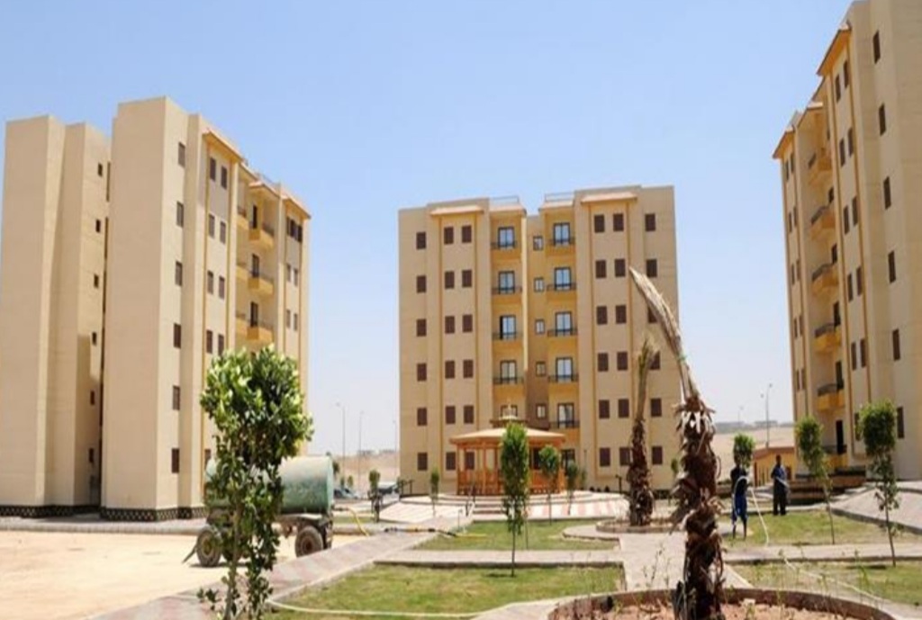 "الإسكان" تطرح وحدات سكنية لمنخفضي ومتوسطي الدخل في "الخارجة"