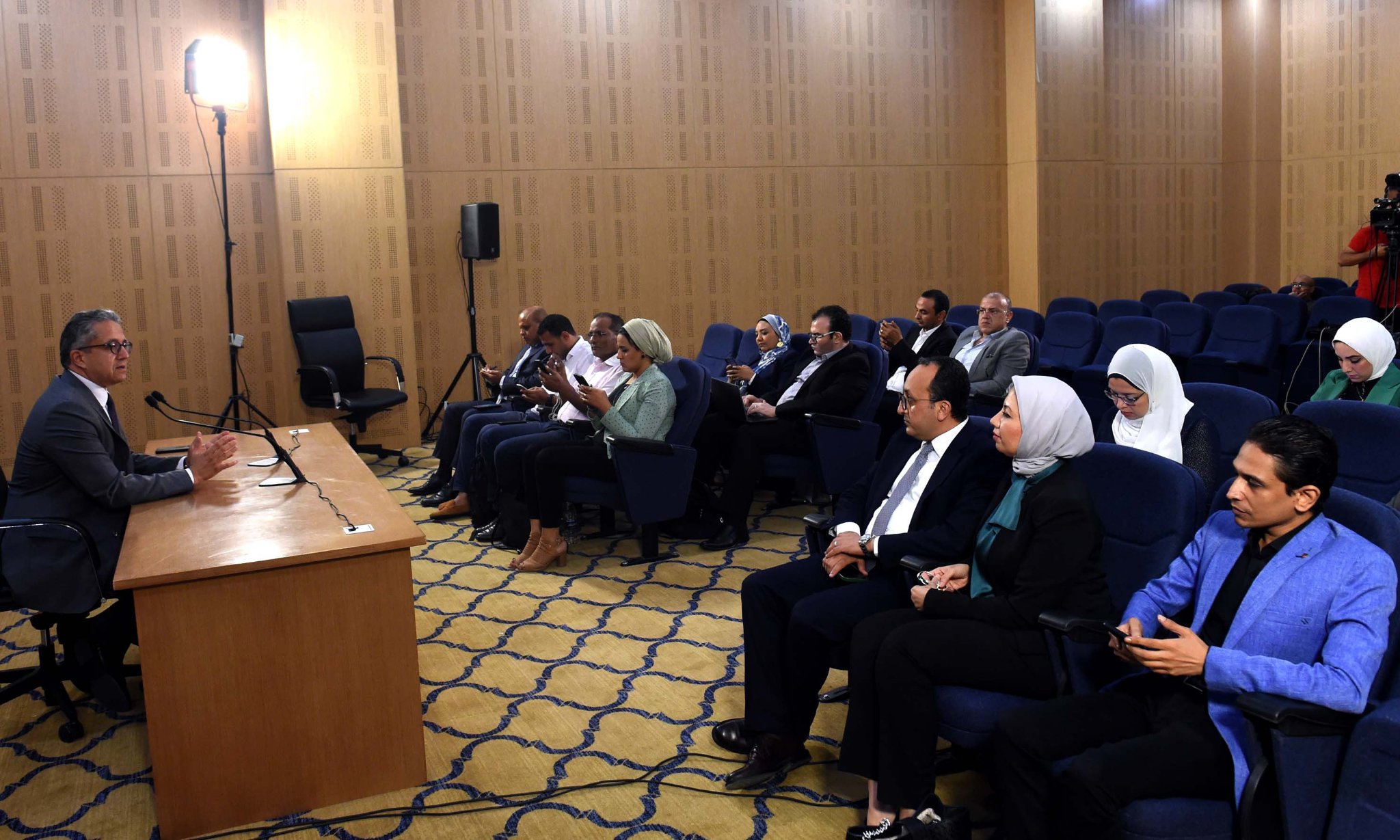 مجاناً.. اتاحة التصوير الشخصي بالأماكن العامة والأثرية بدون تصريح