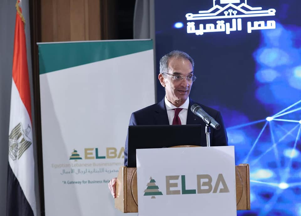 وزير الاتصالات: أكثر من 90% من حركة البيانات بين الشرق والغرب تمر من مصر