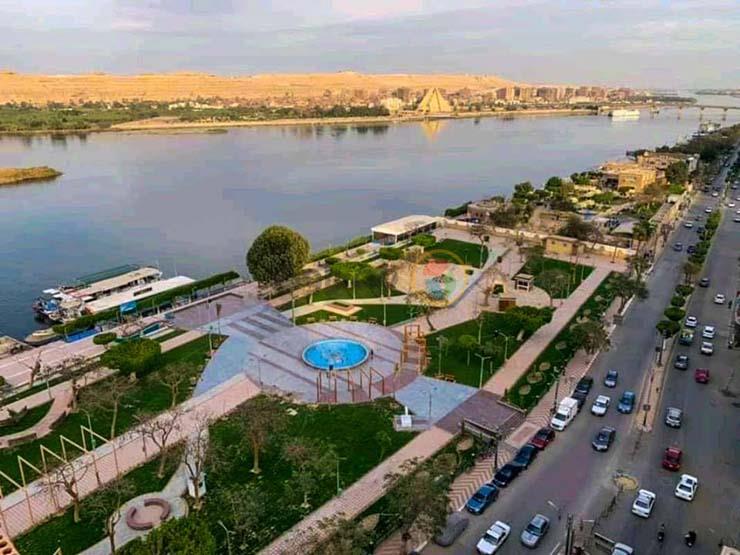 محافظ المنيا للمواطنين: استمتعوا بالكورنيش الجديد .. والمكان مراقب بالكاميرات