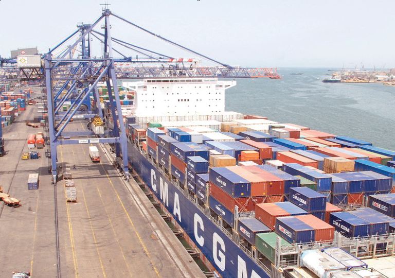 جمارك بورسعيد تحصل 3.2 مليار جنية ضرائب ورسوم فى أغسطس