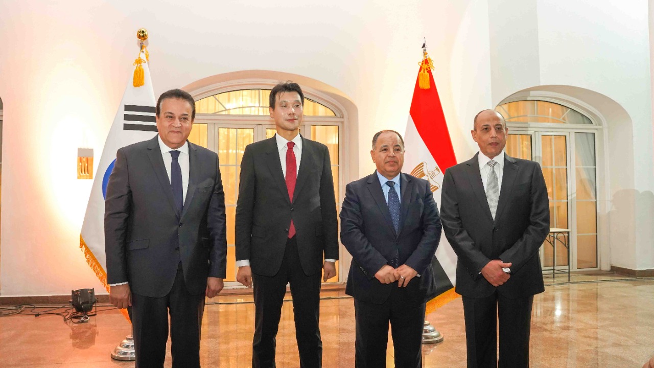 معيط: لا ندخر جهدا لجذب مزيد من الاستثمارات الكورية لمصر