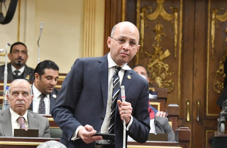 تعديلات نيابية جديدة " مقترحة " على قانون سيارات المصريين بالخارج : وديعة 25 % من سعر السيارة لمدة 3 سنوات