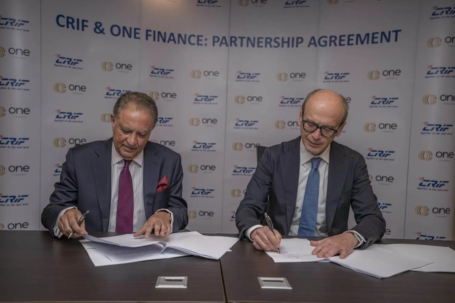 لتعزيز قدرة الأفراد على مواجهة الأسعار .. "وان فاينانس" تبرم شراكة مع "CRIF Egypt"