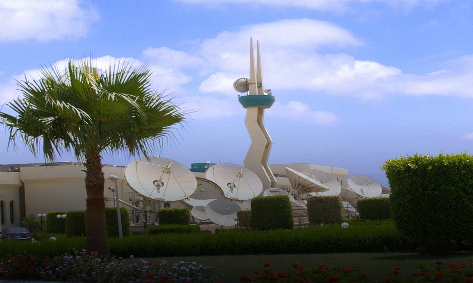 "نايل سات" تمدد ترخيص إنشاء وتشغيل شبكات الأقمار الصناعية حتى 2035