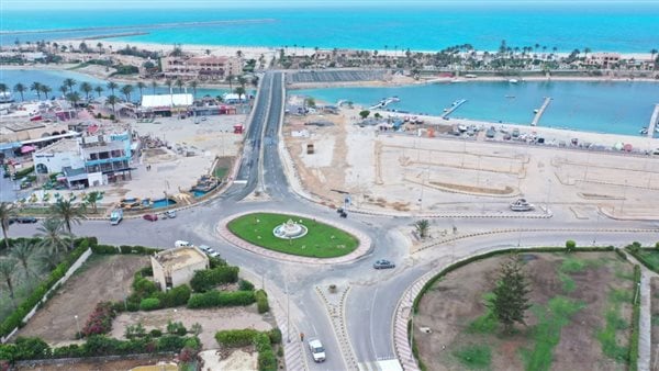 الإسكان: تنفيذ مشروعات لحماية الشواطئ من النحر ضمن خطة تطوير مارينا العلمين
