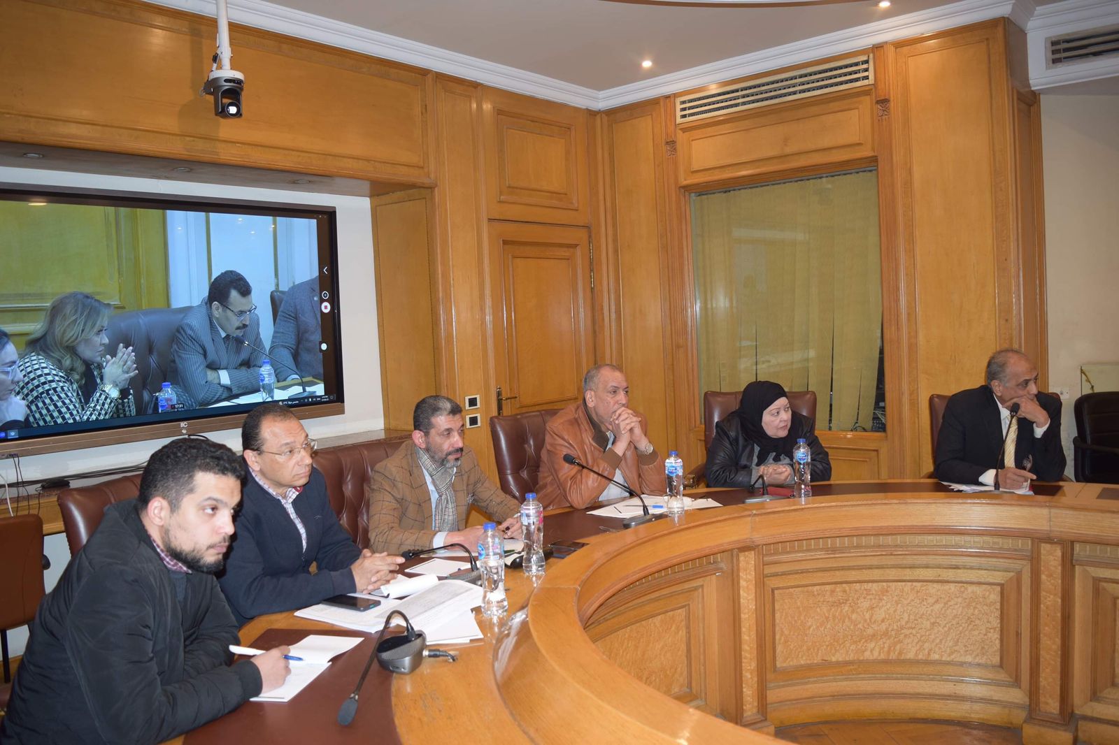 "شعبة الكوافير" تتوقع تراجع أسعار المنتجات التجميلية بنسبة %50