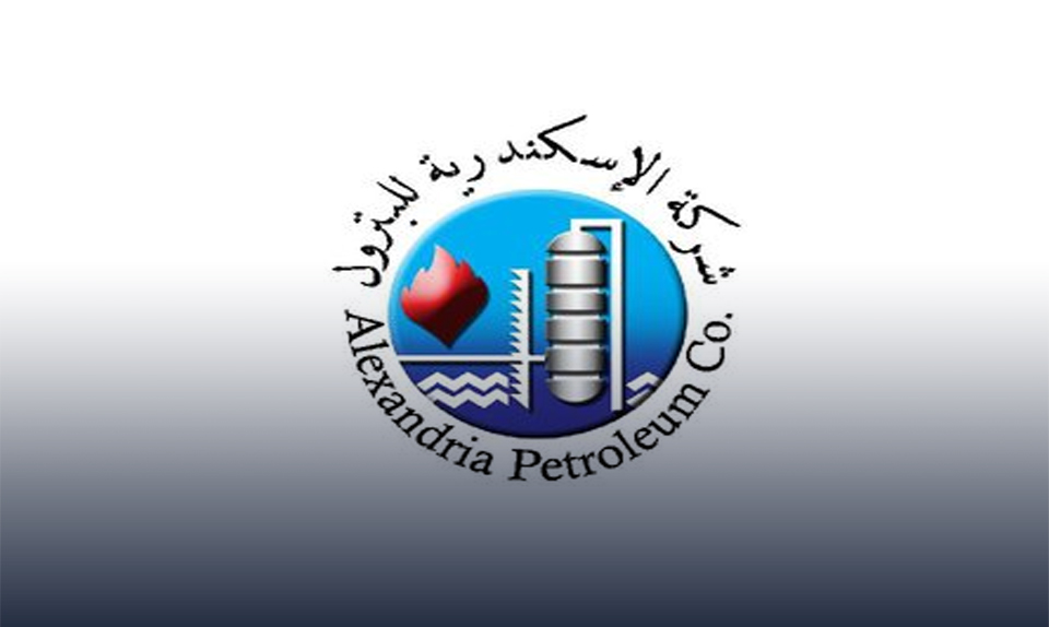 الأسكندرية للبترول : ضخ 660 ألف طن من الأسفلت للمشروع القومي للطرق