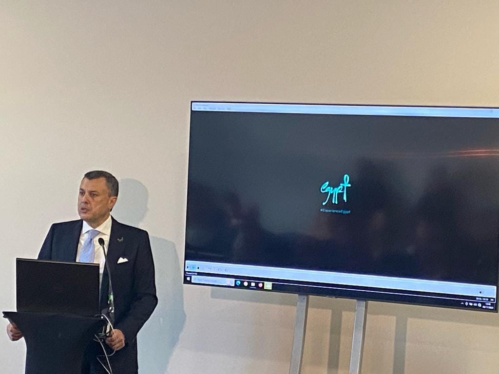 نائب وزير السياحة : نعمل على جذب المزيد من السياح الصينيين إلى مصر