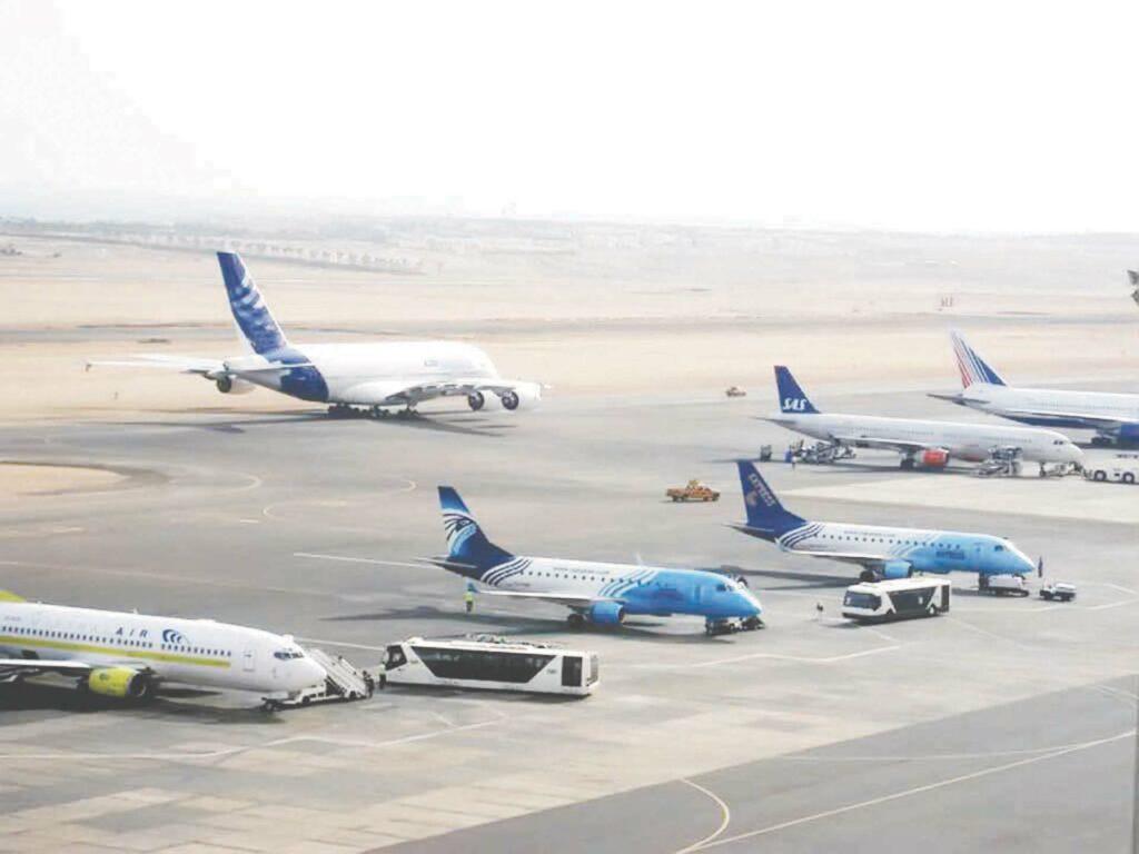 "الطيران" تطور 11 مطارًا خلال 2023