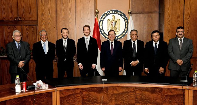 بي تو جولد الكندية تسعى للتخارج من نشاط التنقيب عن الذهب في مصر