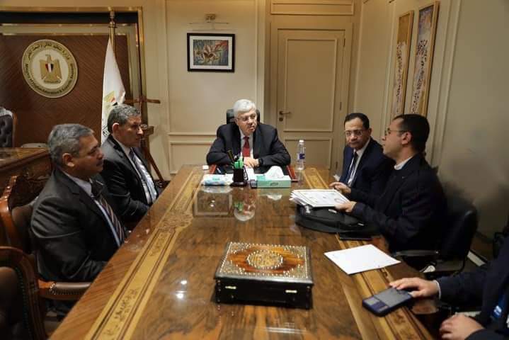 بدء خطوات إنتاج دواءين مصريين جديدين .. وتوظيف البحث العلمي لدعم الاقتصاد تحت شعار "صنع في مصر"