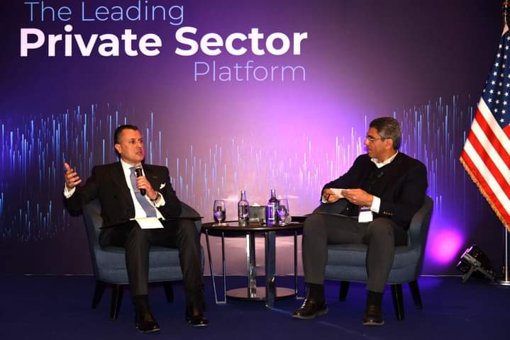 السياحة تتواصل مع كبار منظمي الرحلات لضمان استمرار الحركة السياحية لمصر بمعدلاتها