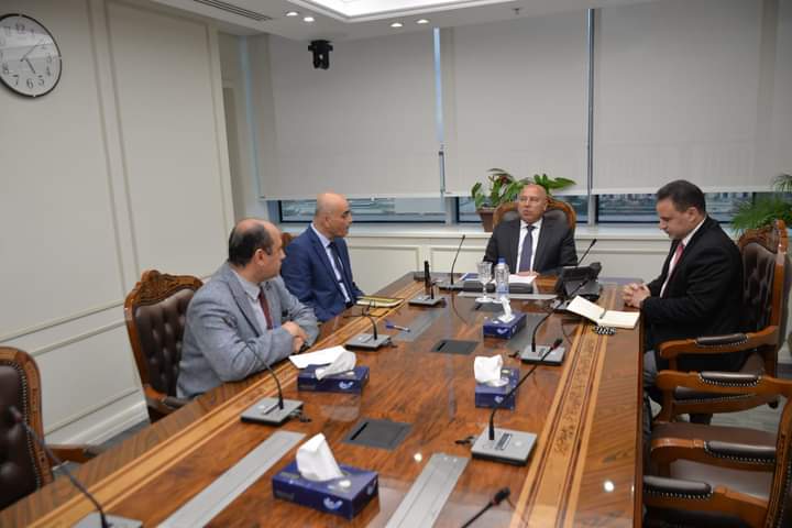 الوزير: خط النقل العربي يسهل حركة التجارة مع أوروبا وأمريكا مروراً بمصر