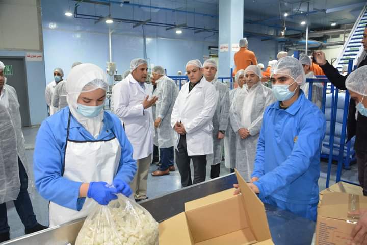 وزير التجارة يتفقد مصانع زهرة وبريجو والبسمة في العبور