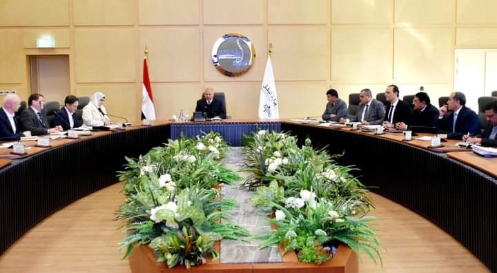 سيمنس : مشروع القطار الكهربائي يوفر الآلاف من فرص العمل