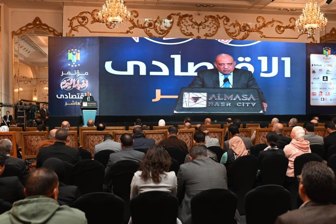 وزير قطاع الأعمال : تحول العديد من الشركات التابعة من الخسارة إلى الربحية